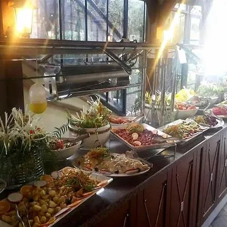 Hotell Artemisia Royal Park Club 3*