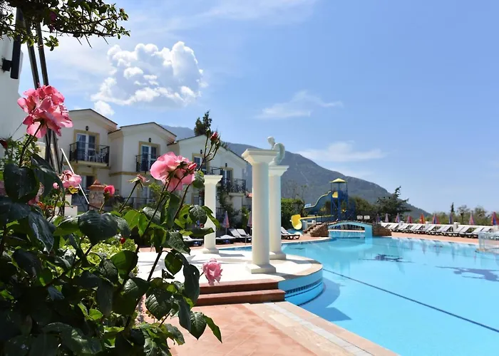 Artemisia Royal Park Club 3* Ölüdeniz