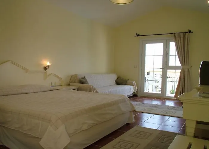 Artemisia Royal Park Club 3* Oludeniz