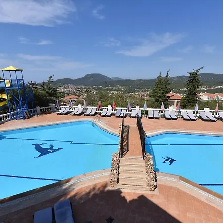 Artemisia Royal Park Club 3* Ολουντενίζ