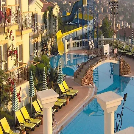 Artemisia Royal Park Club 3* Ολουντενίζ