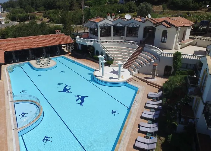 Artemisia Royal Park Club Hotel 3*