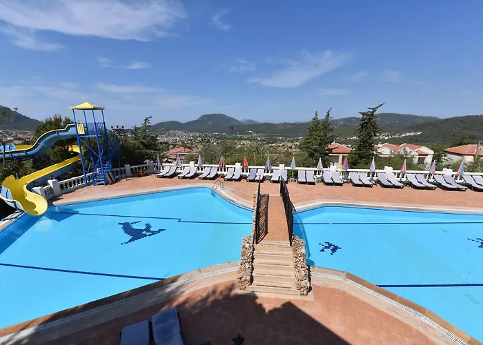 Artemisia Royal Park Club 3* Ölüdeniz
